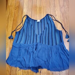 Akemi+kin Blue V-Neck Pleated Top Womens Sz M